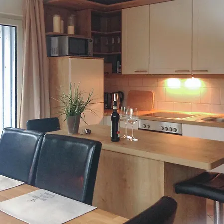 3 Bedroom Stunning In * Röbel