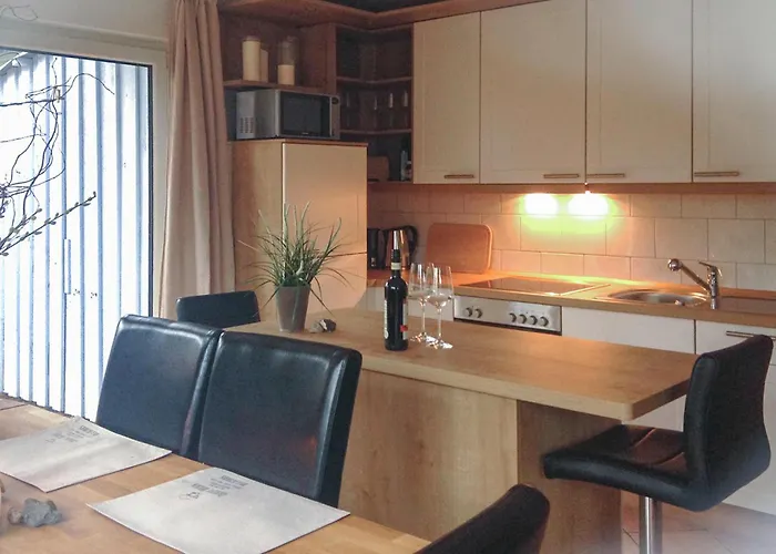 3 Bedroom Stunning In * Röbel